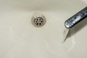 How to Know When It’s Time to Invest in a Water Softener