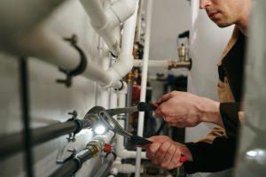 5 Reasons to Schedule Regular Commercial Plumbing Maintenance